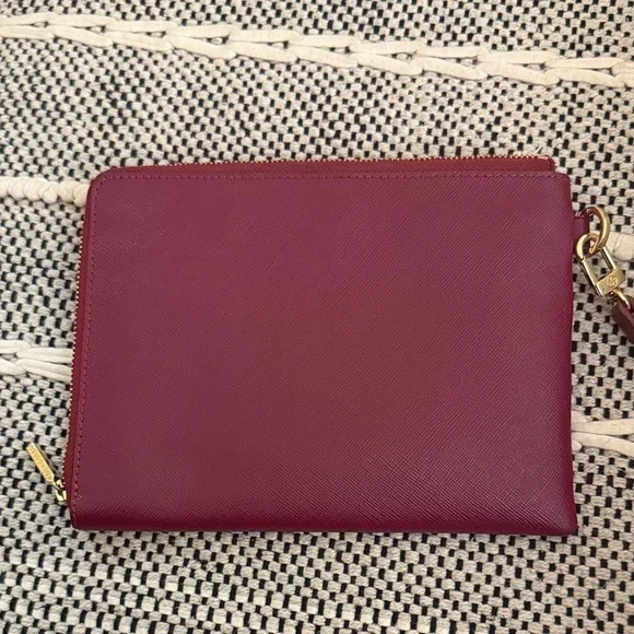 Tory Burch Two-Tone Wristlet in Pink and Burgundy - Picture 5 of 6